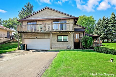 Tiny photo for 34726 N Mudjekeewis Terrace, McHenry, IL 60051 (MLS # 12488427)