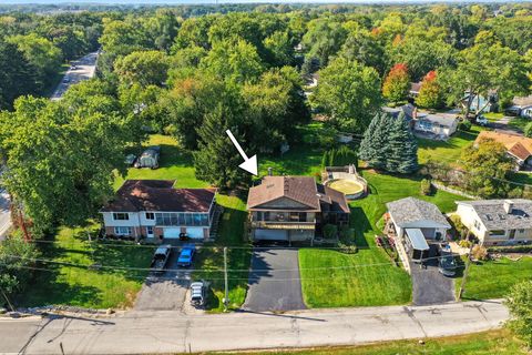 Tiny photo for 34726 N Mudjekeewis Terrace, McHenry, IL 60051 (MLS # 12488427)