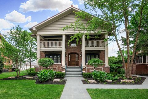 Tiny photo for 711 Jackson Avenue, River Forest, IL 60305 (MLS # 12597486)