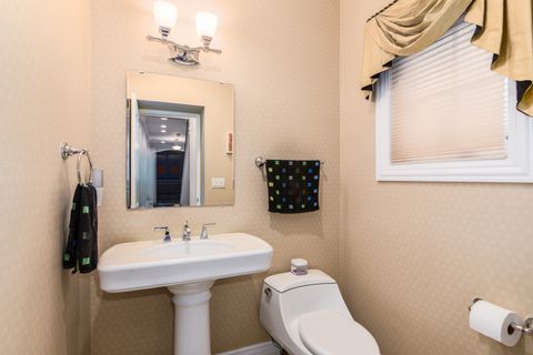 Tiny photo for 711 Jackson Avenue, River Forest, IL 60305 (MLS # 12597486)