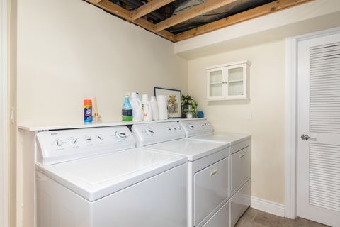 Tiny photo for 711 Jackson Avenue, River Forest, IL 60305 (MLS # 12597486)