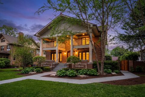 Tiny photo for 711 Jackson Avenue, River Forest, IL 60305 (MLS # 12597486)