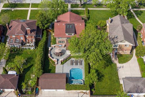 Tiny photo for 711 Jackson Avenue, River Forest, IL 60305 (MLS # 12597486)