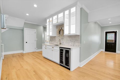 Tiny photo for 143 Walnut Street, Frankfort, IL 60423 (MLS # 12504172)