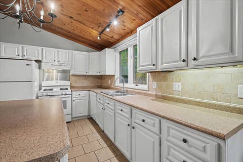 Tiny photo for 1612 Chevy Chase Drive, Champaign, IL 61821 (MLS # 12705664)