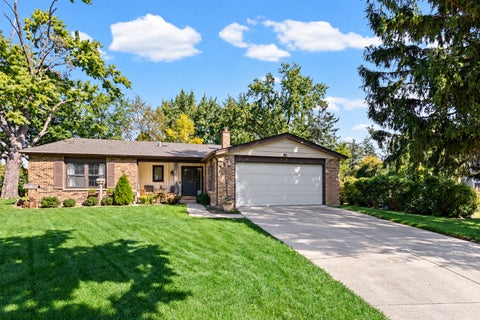 Photo of 317 Beech Court, Naperville, IL 60540 (MLS # 12759388)