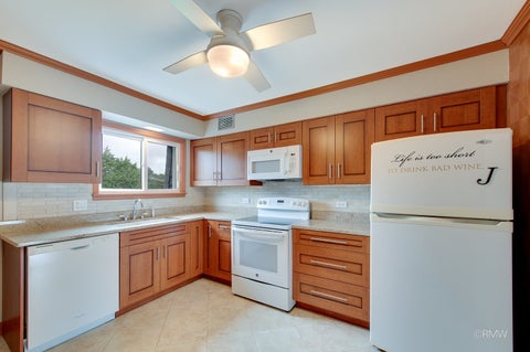 Tiny photo for 872 S Plum Grove Road #305, Palatine, IL 60067 (MLS # 12734471)