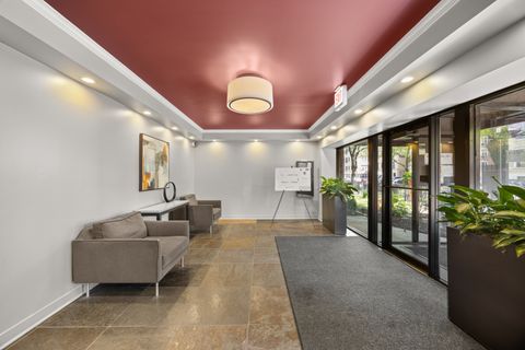 Tiny photo for 3900 N Pine Grove Avenue #911, Chicago, IL 60613 (MLS # 12485682)