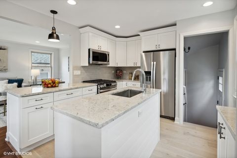 Tiny photo for 2233 N 77th Court, Elmwood Park, IL 60707 (MLS # 12579218)