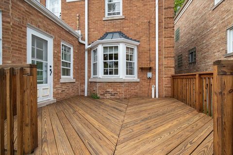 Tiny photo for 2925 W Greenleaf Avenue, Chicago, IL 60645 (MLS # 12655432)