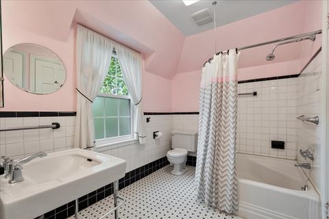 Tiny photo for 2925 W Greenleaf Avenue, Chicago, IL 60645 (MLS # 12655432)