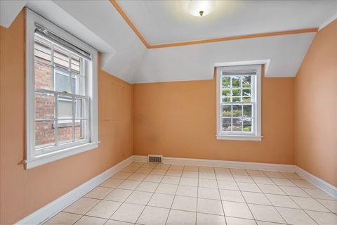 Tiny photo for 2925 W Greenleaf Avenue, Chicago, IL 60645 (MLS # 12655432)