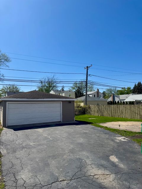 Tiny photo for 2432 S 13TH Avenue, Broadview, IL 60155 (MLS # 12487760)