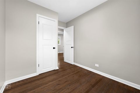 Tiny photo for Chicago Ridge, IL 60415 (MLS # 12628096)