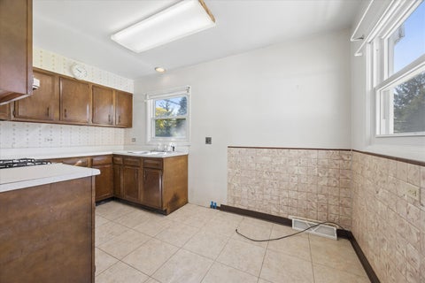 Tiny photo for 4005 Morton Avenue, Downers Grove, IL 60515 (MLS # 12498952)