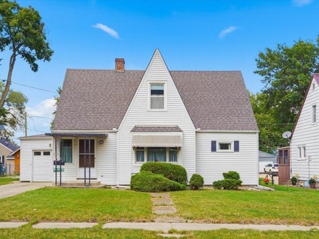 405 E 3rd Street