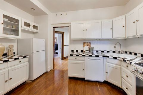 Tiny photo for 5125 N Winthrop Avenue #1F, Chicago, IL 60640 (MLS # 12613646)