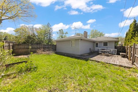 Tiny photo for 151 Catalpa Avenue, Wood Dale, IL 60191 (MLS # 12634378)