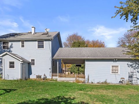 Tiny photo for 10241 W Bairstow Avenue, Beach Park, IL 60087 (MLS # 12503737)