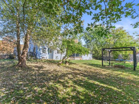 Tiny photo for 10241 W Bairstow Avenue, Beach Park, IL 60087 (MLS # 12503737)