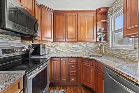 Tiny photo for 10241 W Bairstow Avenue, Beach Park, IL 60087 (MLS # 12503737)