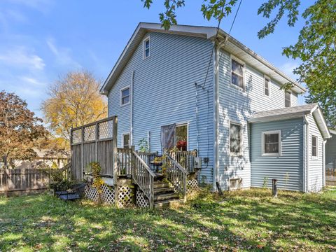 Tiny photo for 10241 W Bairstow Avenue, Beach Park, IL 60087 (MLS # 12503737)