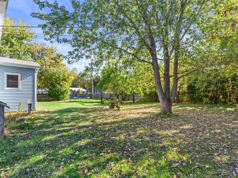 Tiny photo for 10241 W Bairstow Avenue, Beach Park, IL 60087 (MLS # 12503737)
