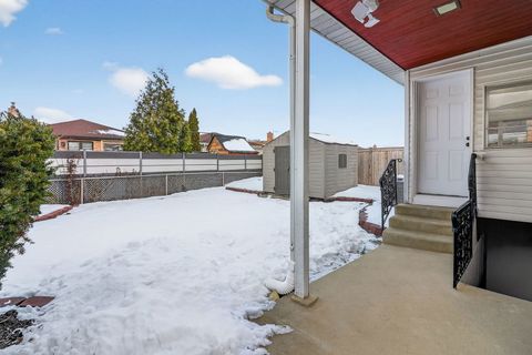 Tiny photo for 7624 W Ainslie Street, Harwood Heights, IL 60706 (MLS # 12545442)