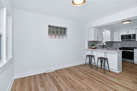 Tiny photo for 7624 W Ainslie Street, Harwood Heights, IL 60706 (MLS # 12545442)