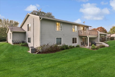 Tiny photo for 408 Waters Edge Drive #C, McHenry, IL 60050 (MLS # 12720388)