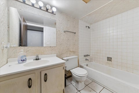 Tiny photo for 408 Waters Edge Drive #C, McHenry, IL 60050 (MLS # 12720388)