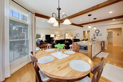 Tiny photo for 338 S Gibbons Avenue, Arlington Heights, IL 60004 (MLS # 12742661)