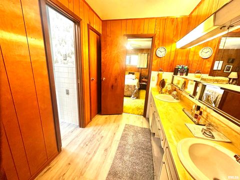 Tiny photo for 57 SHERWOOD Drive, Centralia, IL 62801 (MLS # EB459186)