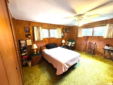 Tiny photo for 57 SHERWOOD Drive, Centralia, IL 62801 (MLS # EB459186)