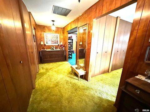 Tiny photo for 57 SHERWOOD Drive, Centralia, IL 62801 (MLS # EB459186)