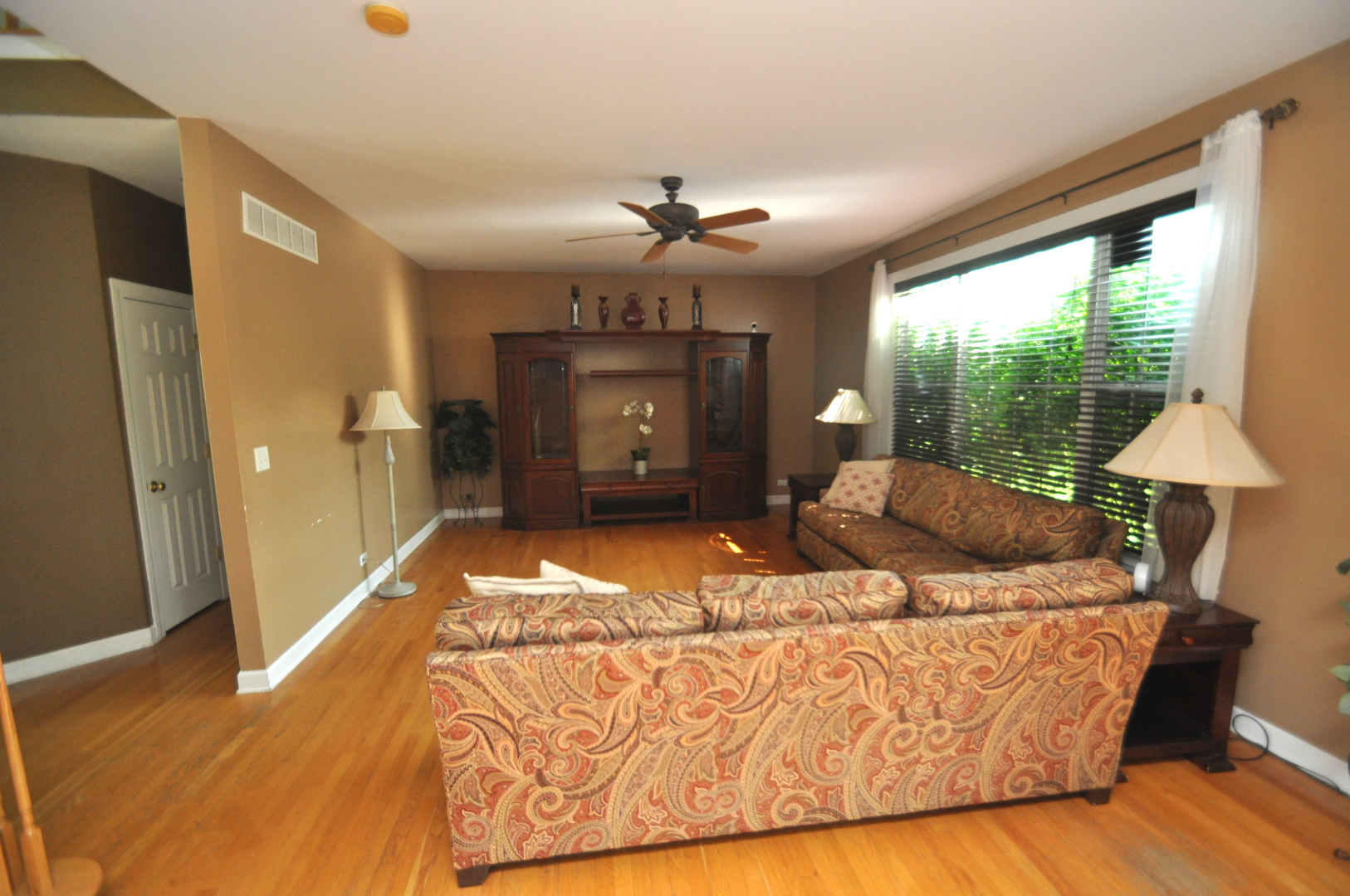 606 Reserve Lane