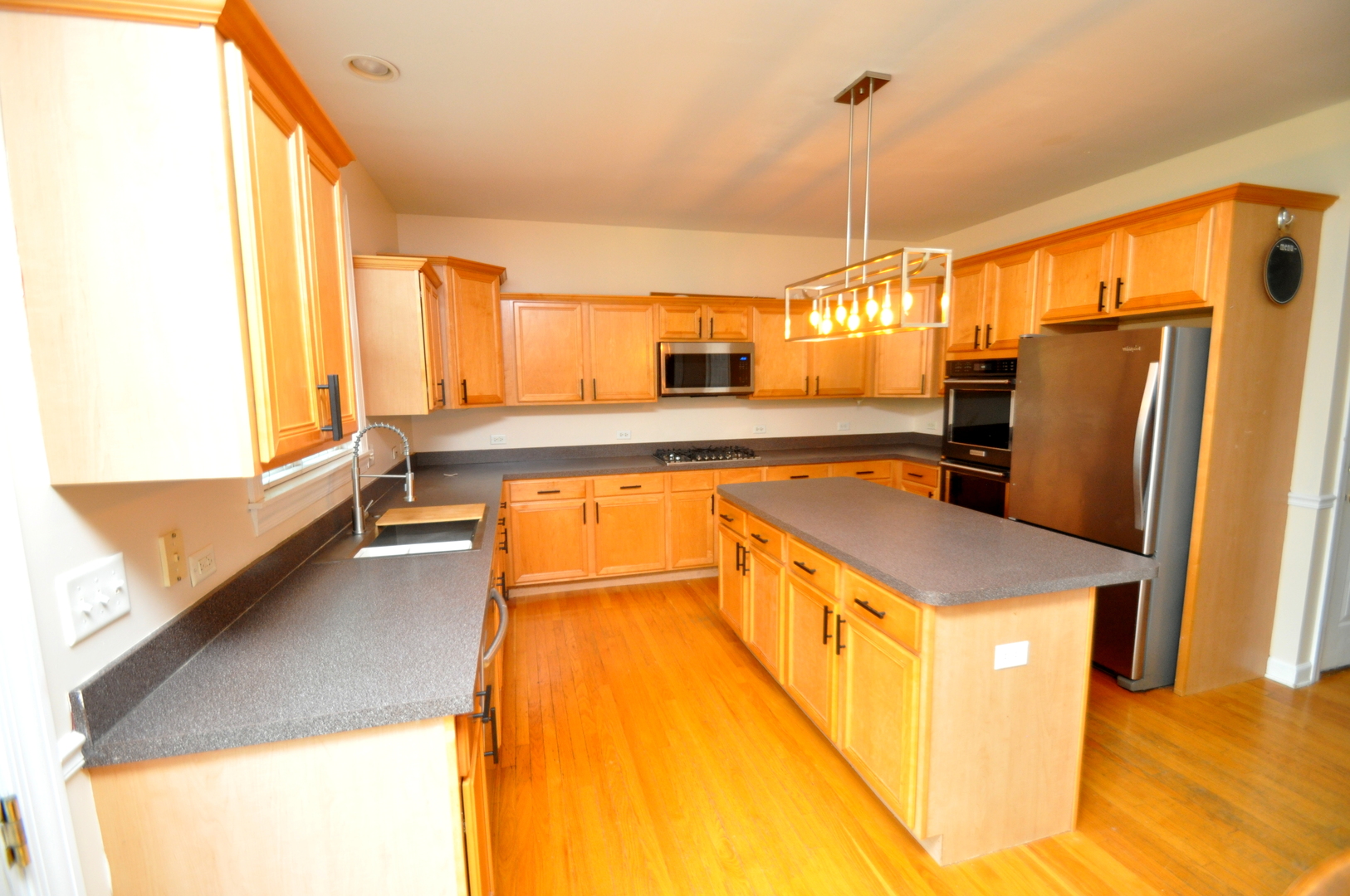 606 Reserve Lane