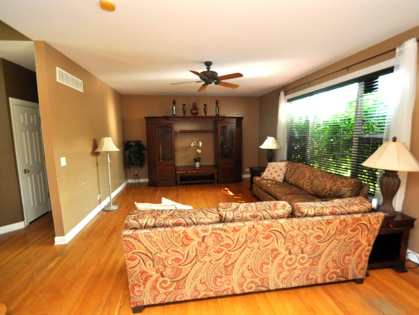 606 Reserve Lane