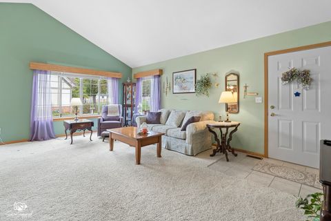 Tiny photo for 1676 Willow Circle Drive, Crest Hill, IL 60403 (MLS # 12488299)