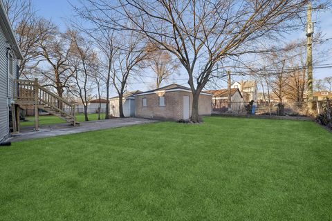 Tiny photo for 9328 S PAXTON Avenue, Chicago, IL 60617 (MLS # 12631753)