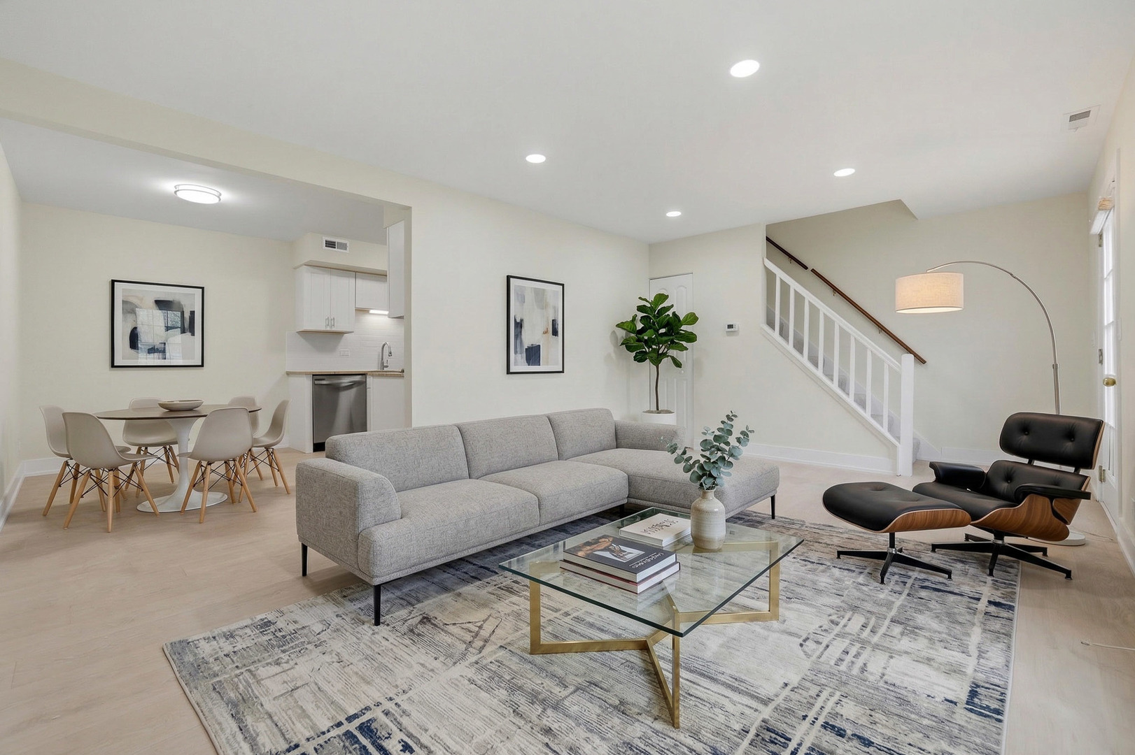 763 Wellington Avenue 763