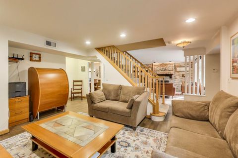 Tiny photo for 3226 Sprucewood Road, Wilmette, IL 60091 (MLS # 12496516)