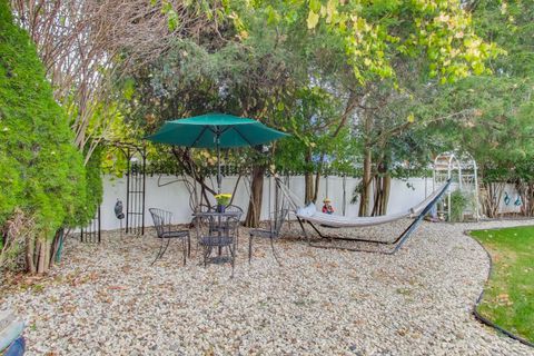 Tiny photo for 3226 Sprucewood Road, Wilmette, IL 60091 (MLS # 12496516)