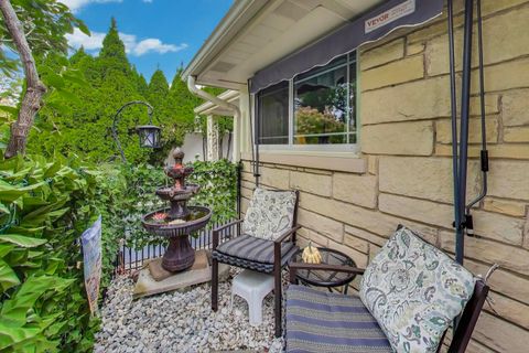 Tiny photo for 3226 Sprucewood Road, Wilmette, IL 60091 (MLS # 12496516)