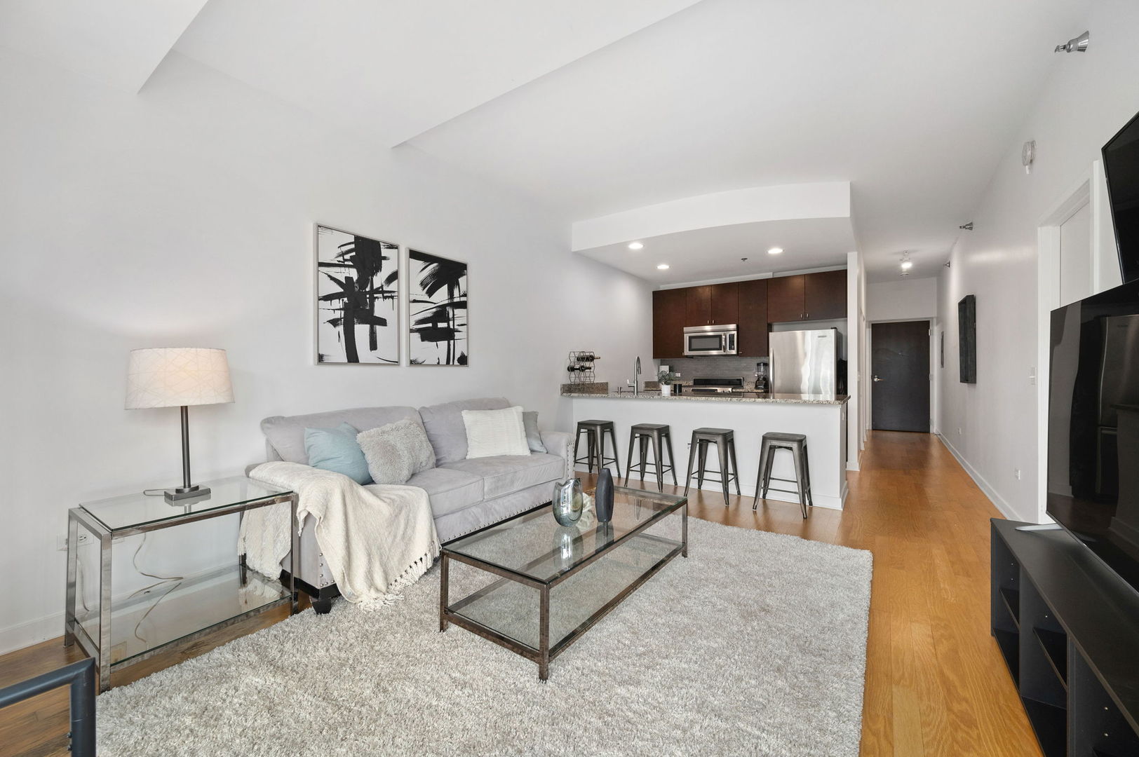303 W OHIO Street 2504