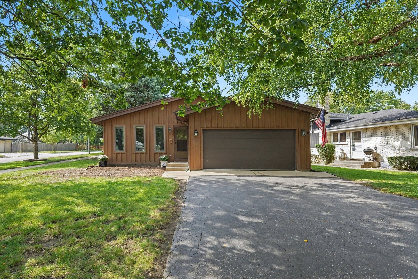 452 Commonwealth Lane