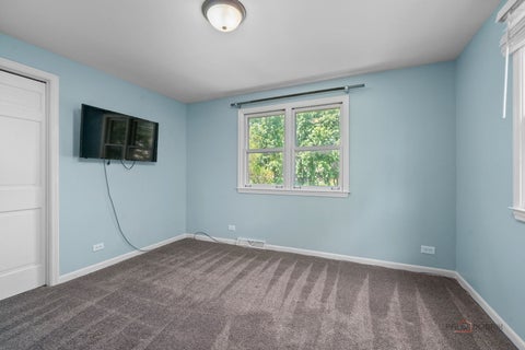 Tiny photo for 16888 W Orchard Valley Drive, Gurnee, IL 60031 (MLS # 12658065)