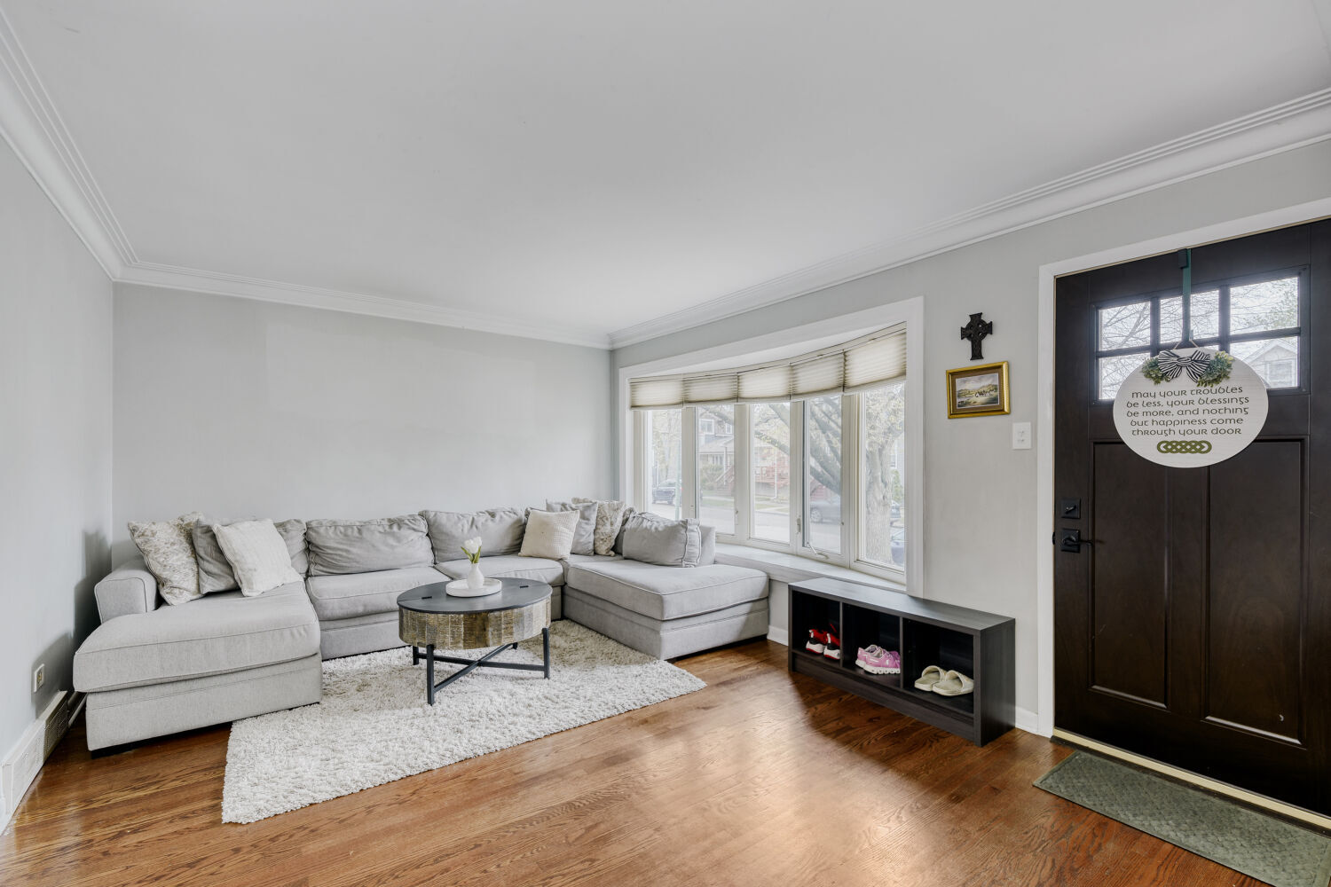 11214 S Sawyer Avenue