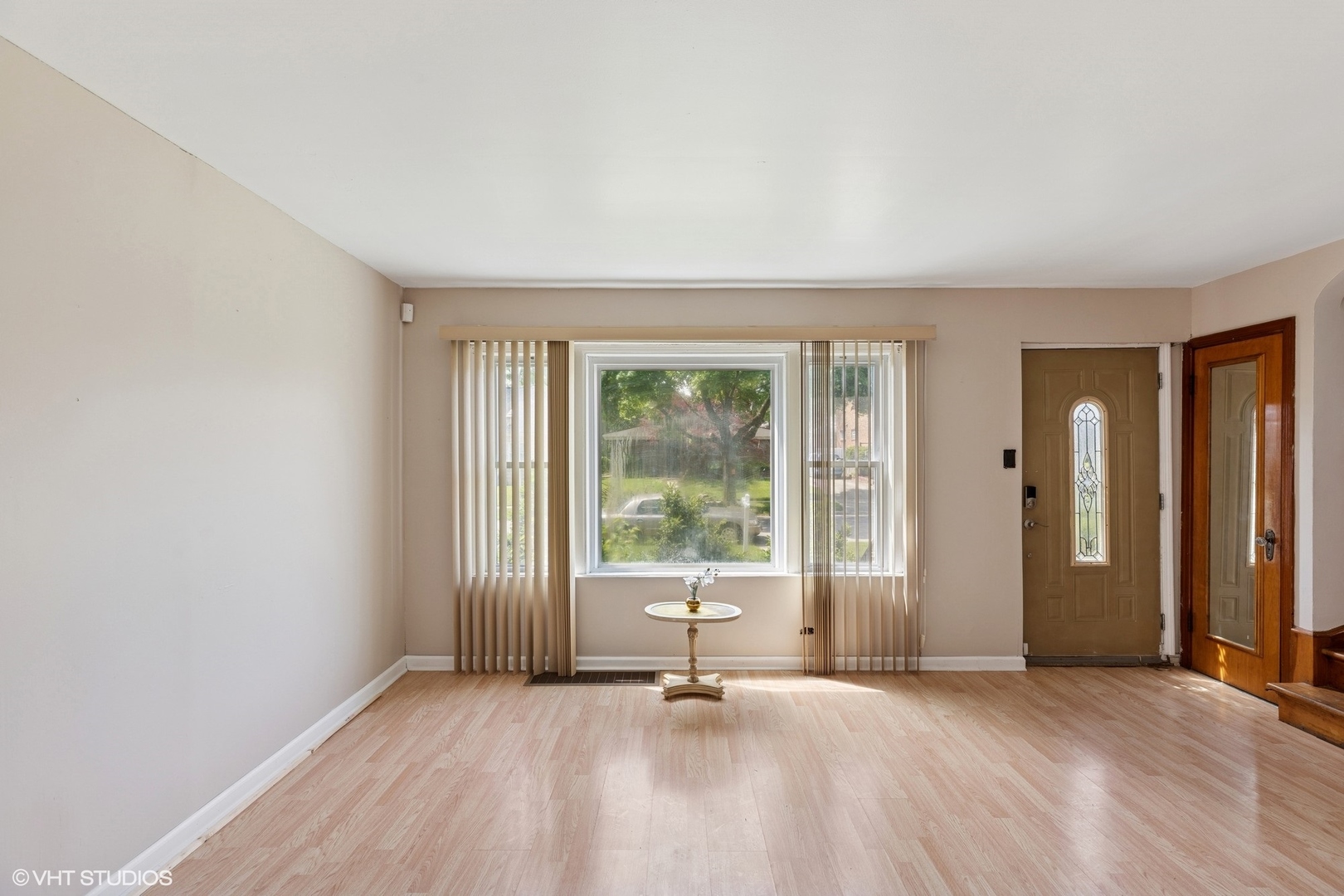 1242 E 98th Street