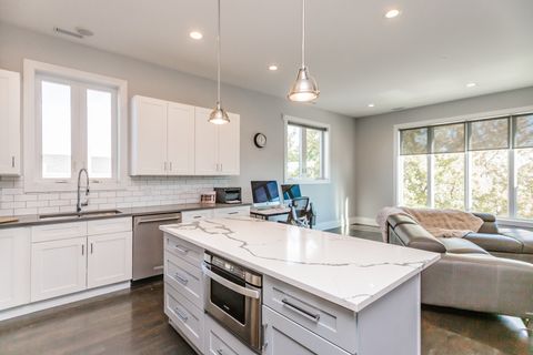 Tiny photo for 2018 S Loomis Street #3, Chicago, IL 60608 (MLS # 12560493)